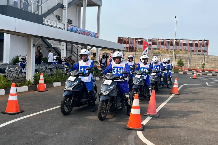 Pentingnya Jarak Aman Minimum 20 Meter untuk Sepeda Motor