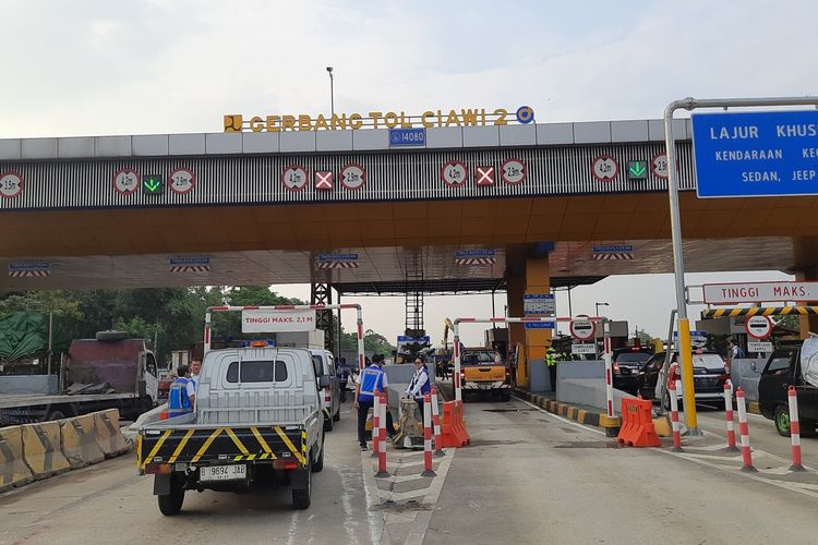Kronologi Kecelakaan Truk Kontainer di GT Ciawi 2