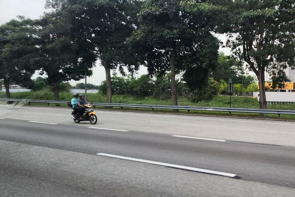 Melihat Motor Bebas Masuk Tol di Malaysia, Gratis tanpa Batasan CC