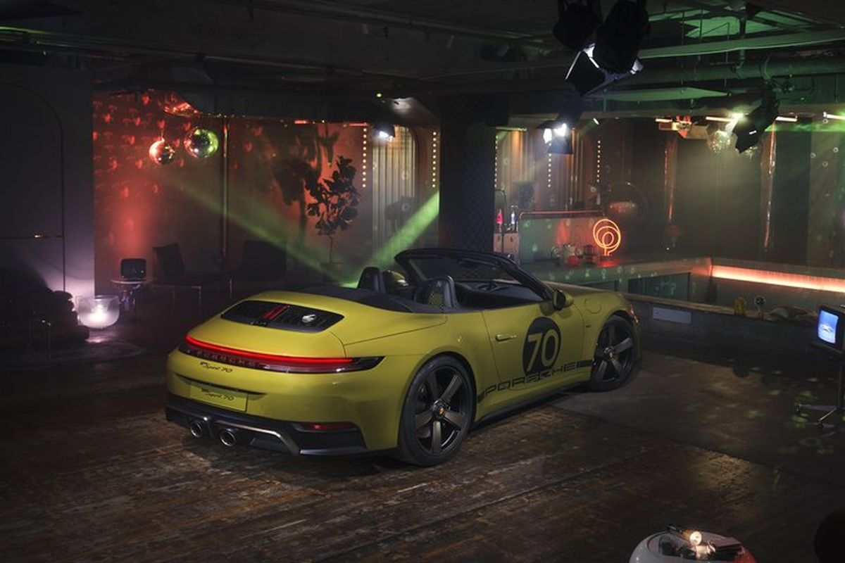 Porsche dan Volvo PHK Ribuan Pekerja