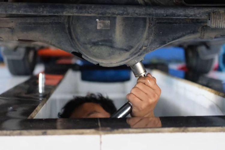 Oli Gardan Jadi Biang Kerusakan Setelah Mobil Kebanjiran