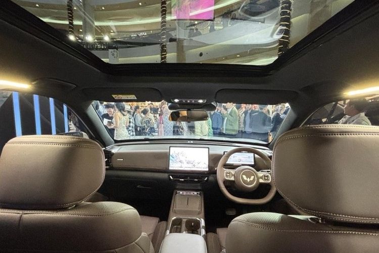 Wuling Eksion EV dan PHEV Mulai Road Show, Dimulai dari Bekasi