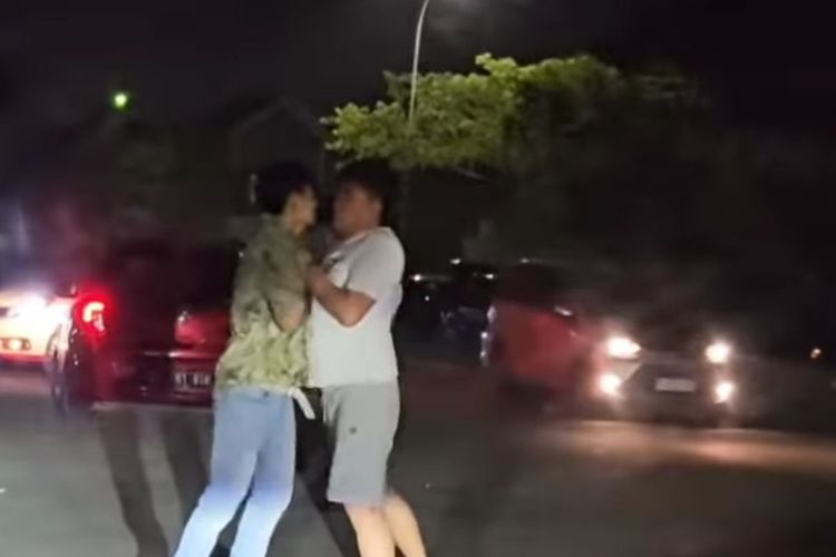 Klakson Berujung Emosi, Begini Ego Pengemudi Picu Konflik di Jalan