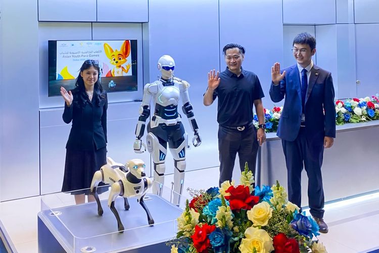 Robot Buatan Chery, AiMOGA Buka Experience Store Pertama di Jakarta