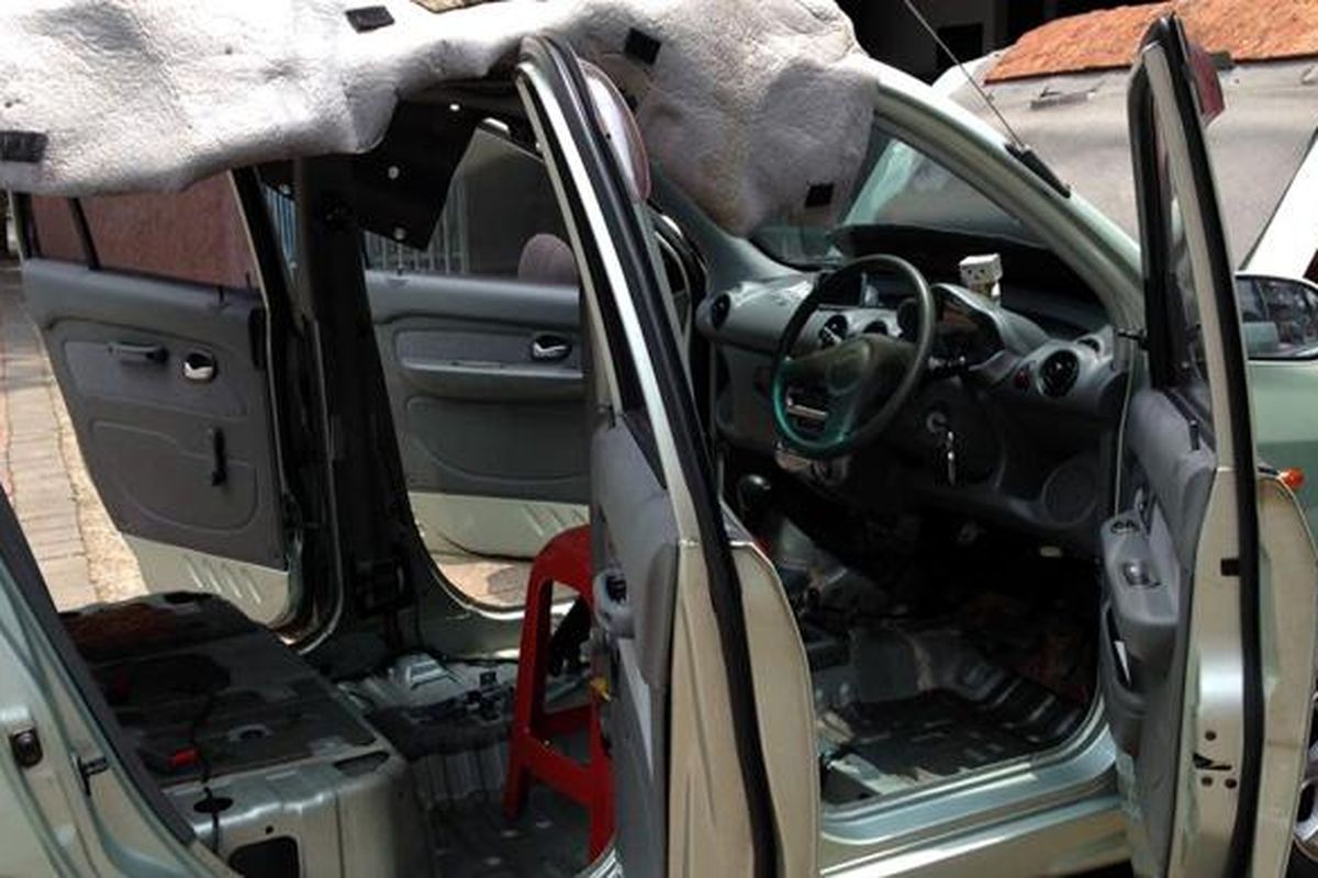 Jangan Terkecoh Tampilan Mulus, Ini Cara Deteksi Mobil Bekas Banjir