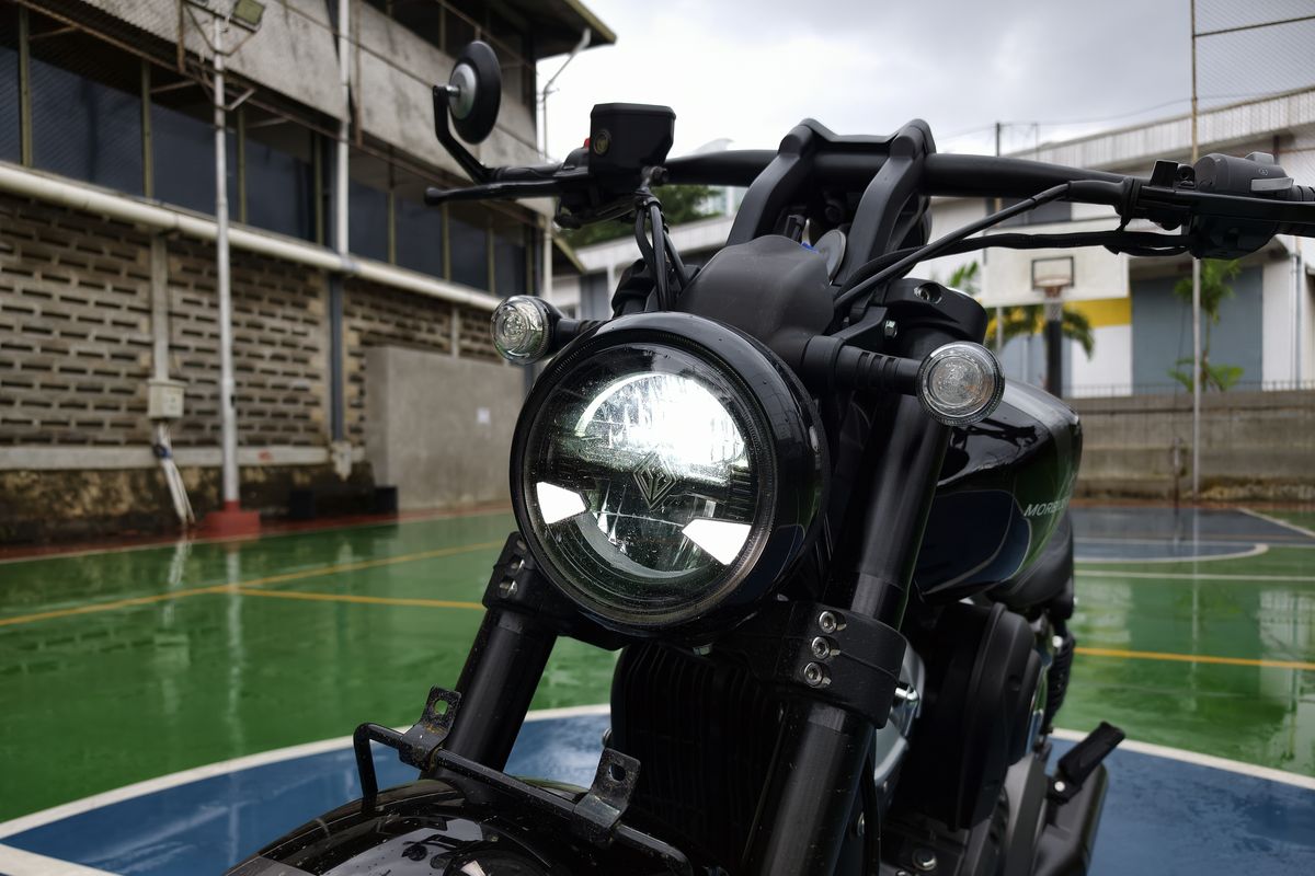 Ulas Fitur Andalan Morbidelli C252V: Full LED dan Colokan USB