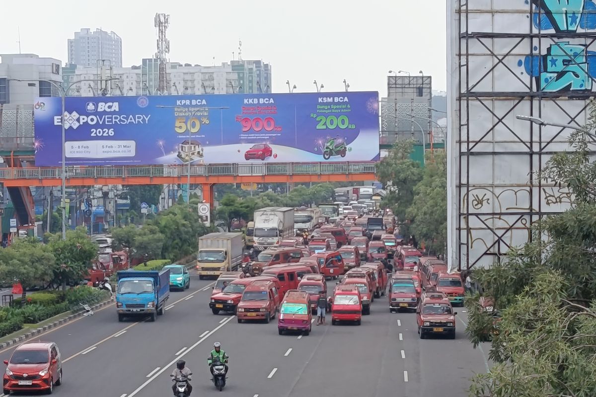 Pemprov Jawa Barat Akan Liburkan Angkot dan Ojek Saat Lebaran