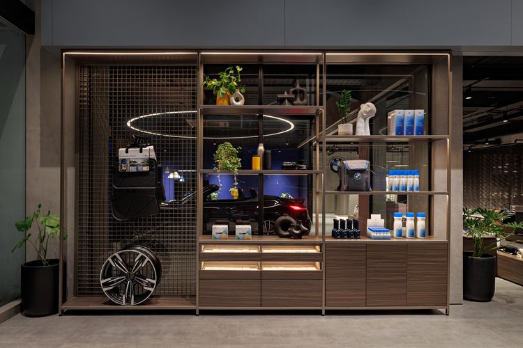 BMW Astra Mampang Resmi Dibuka dengan Konsep Retail.Next