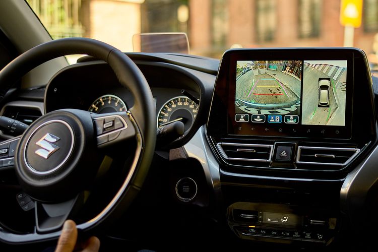 Suzuki Fronx Flex Fuel Bisa Minum Etanol Dosis Tinggi