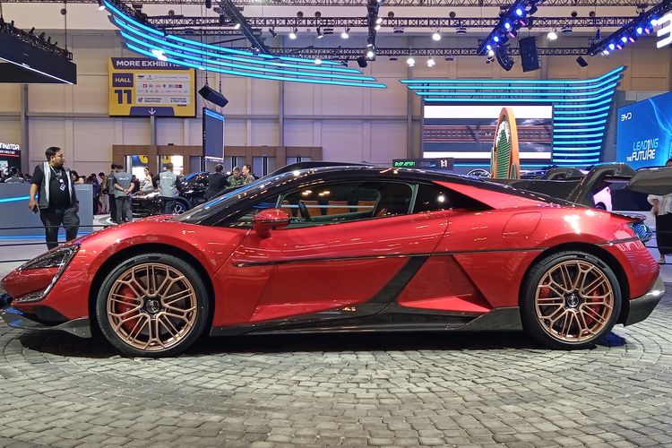 GIIAS 2025: Debut Denza Z9 dan YangWang U9 oleh BYD Indonesia