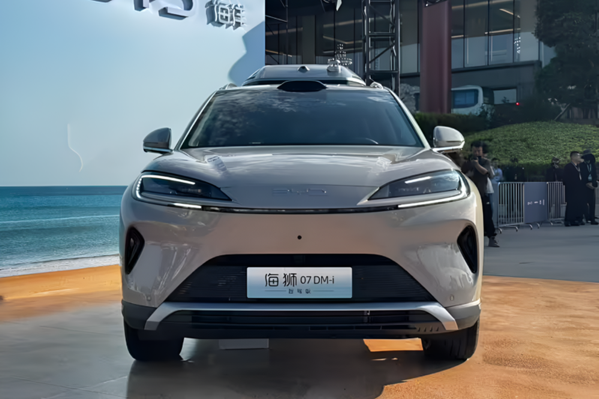 BYD, BYD Siap Luncurkan Sealion 07 Plug-in Hybrid