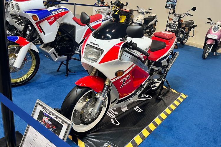 Suzuki RGV 250 Muncul di Pameran Komponen