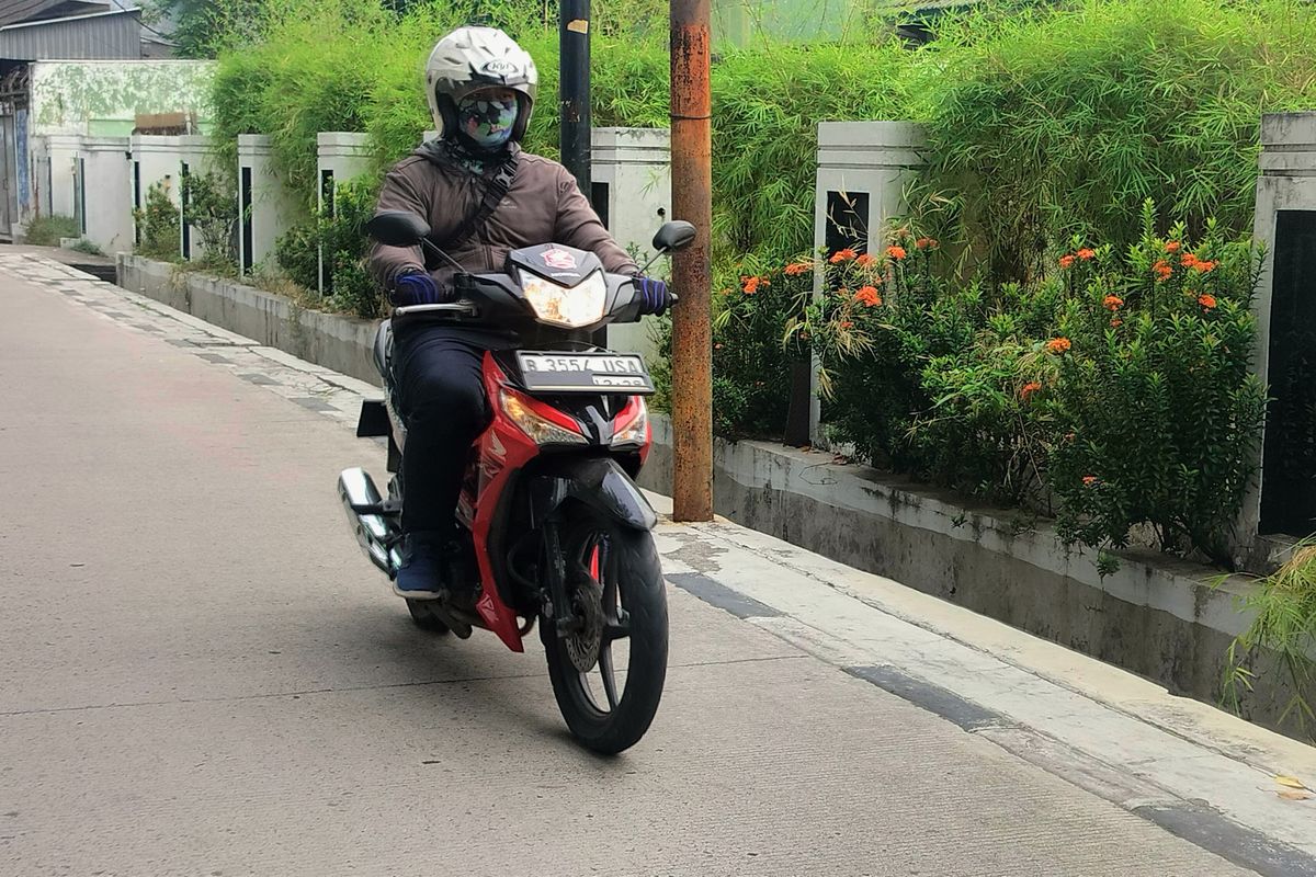 Waspada Dehidrasi Bagi Pengendara Saat Berpuasa