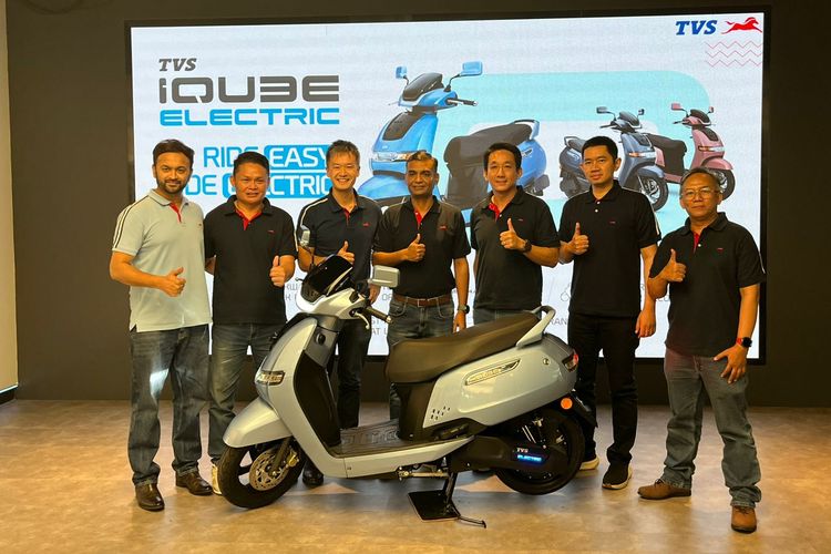 Motor Listrik TVS iQube S 2025 Resmi Meluncur, Harga Rp 29 Jutaan