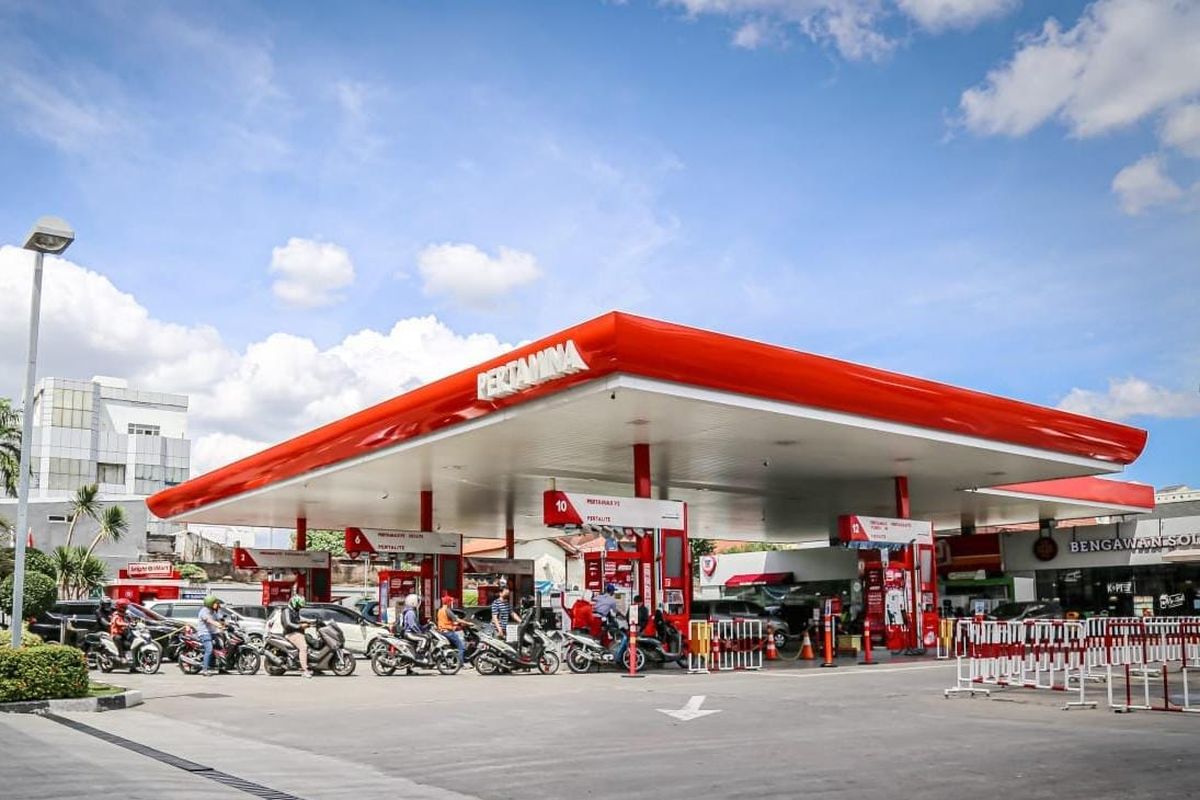 Harga BBM Pertamina 1 April 2025, Pertamax dkk Turun Harga