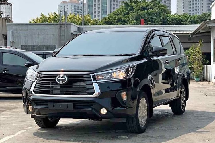Toyota Innova Zenix dan Reborn Diskon Rp 12 Juta