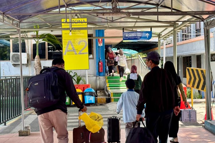 Ada Libur Panjang, Tiket Penyeberangan Hanya Bisa Dibeli Online