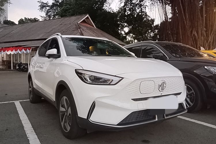 Batas Aman Mobil Listrik Melewati Genangan Air