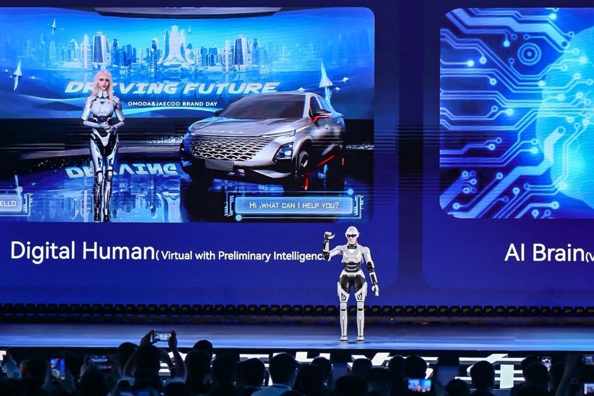 Mornine, Robot Humanoid Pimpin Presentasi di Ajang Inovasi Chery