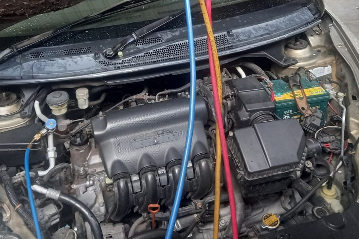 Bahaya Abaikan Servis AC Mobil Meski Masih Terasa Dingin