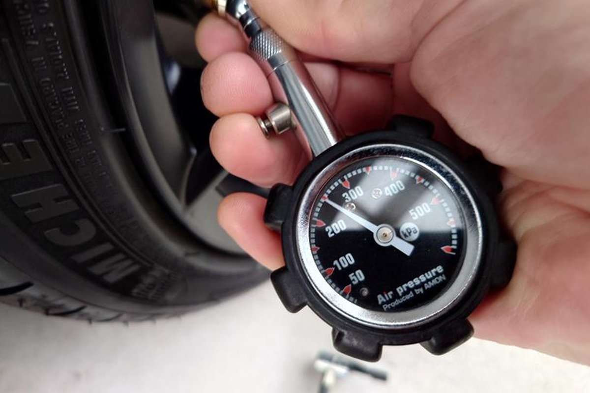 Pengaruh Tekanan Ban Terhadap Konsumsi BBM Mobil