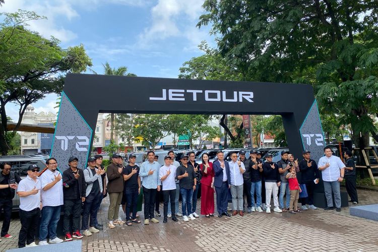 Jetour Mulai Serahkan T2 ke Konsumen