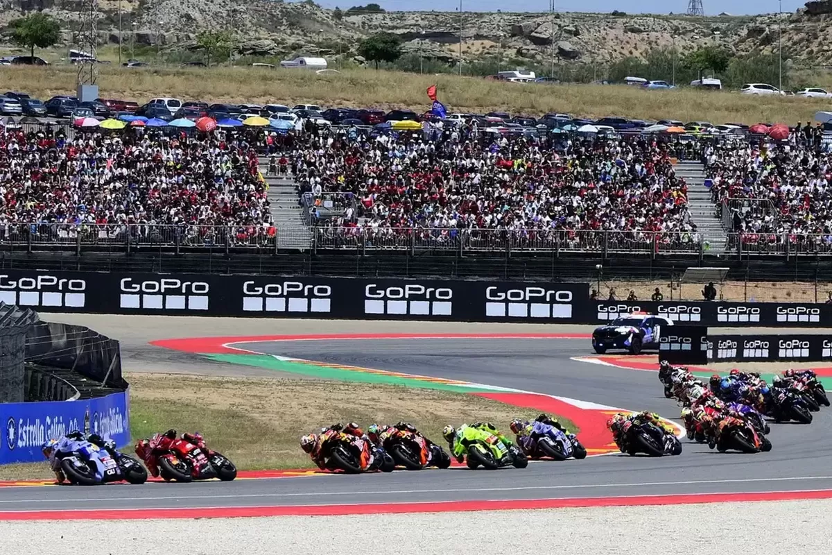 MotoGP, KTM, Daftar Sementara Pebalap MotoGP 2027, KTM Resmi Kunci Dua Nama
