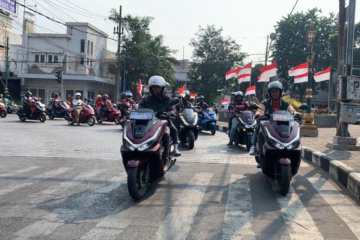 Honda, Bikers Honda PCX Ajak Anak Mengenal Jejak Perjuangan