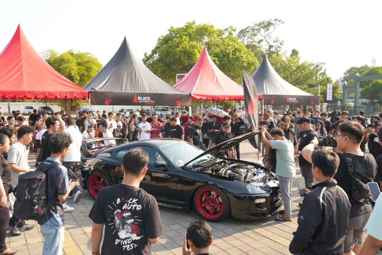 Kontes Modifikasi Mobil di Solo: Adu Kreativitas hingga Performa