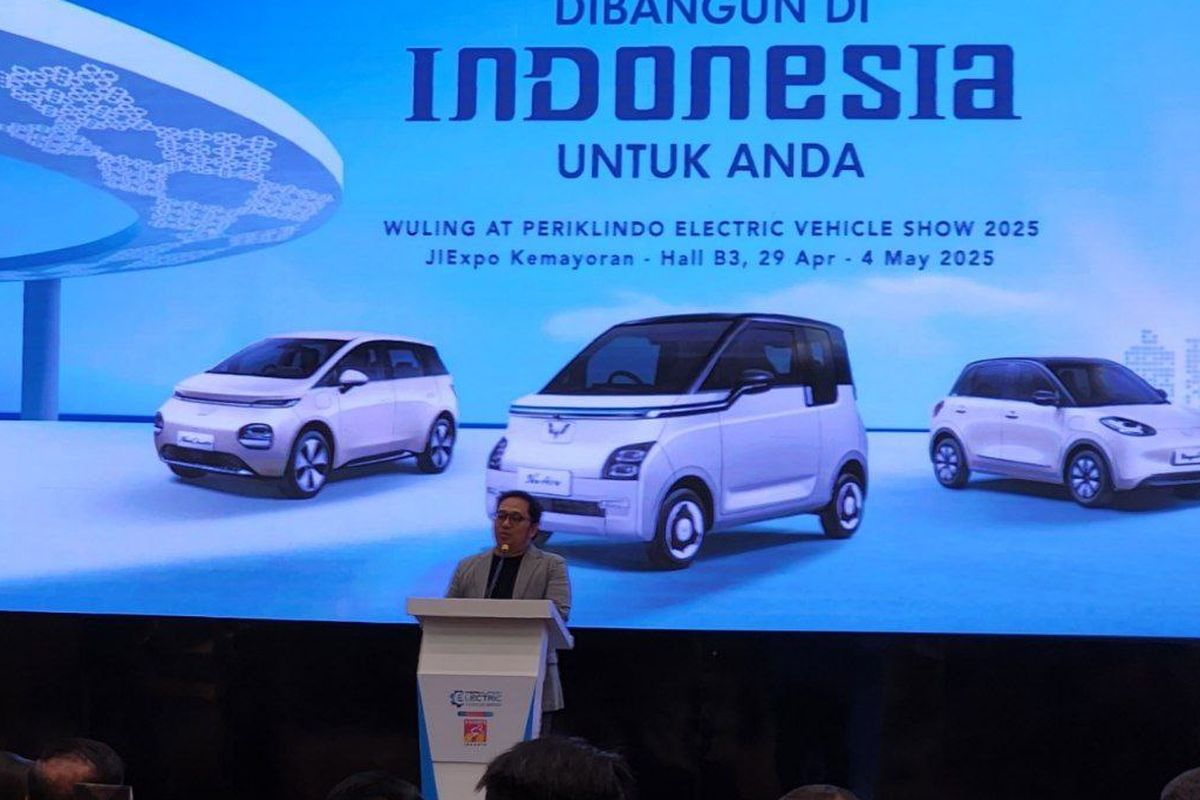 Wuling Motors Perkenalkan Model Baru di PEVS 2025