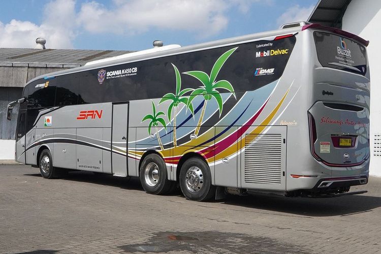 Bus Tronton: Solusi Ekonomis untuk Layanan Premium