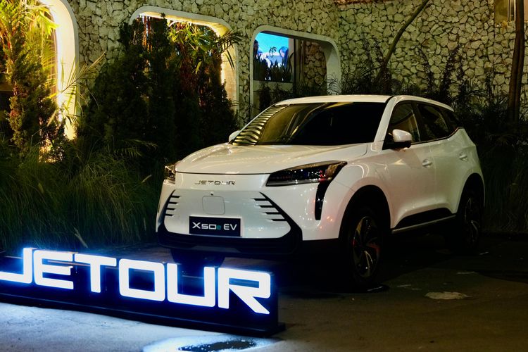 Jetour Tunda Pemasaran Mobil Listrik, Fokus ke PHEV