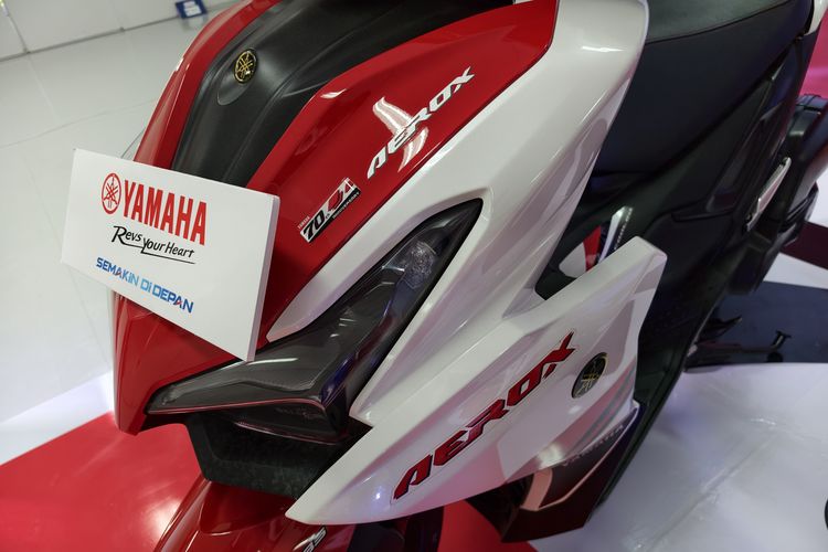 Detail Yamaha Aerox Alpha Livery Special 70th Yamaha Anniversary