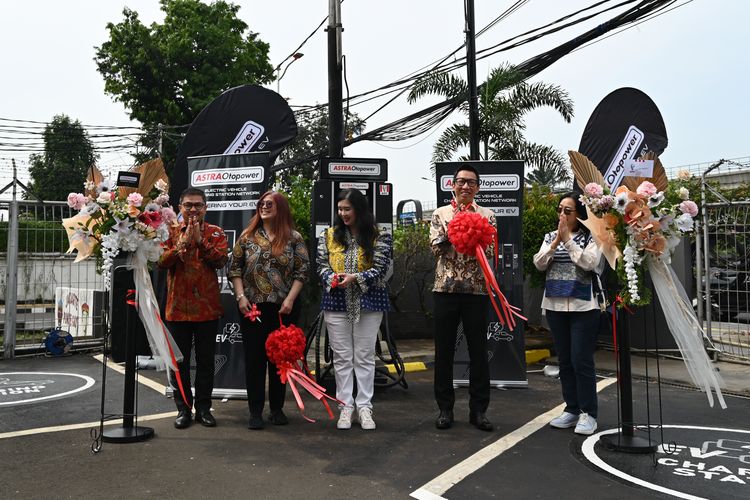 Astra Otopower Tambah Jaringan SPKLU di Jakarta