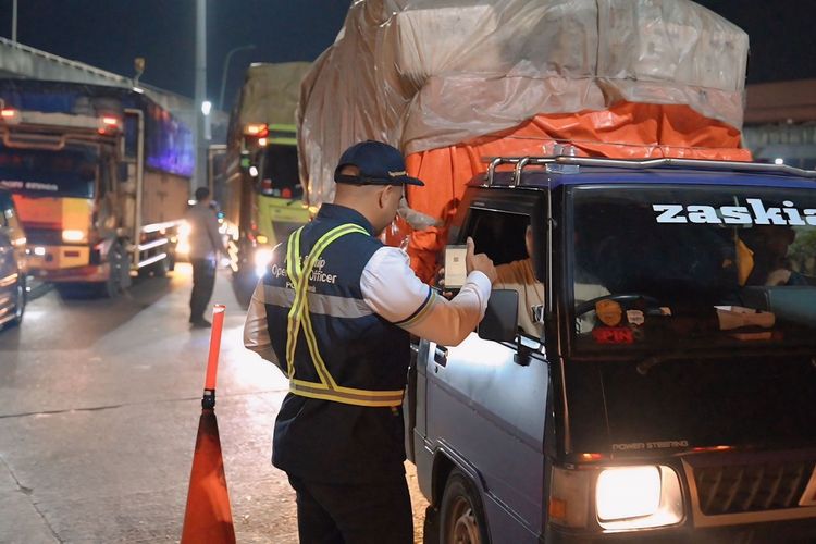 Arus Penyeberangan Merak Terkendali, Polri Terapkan Skema Pengendalian