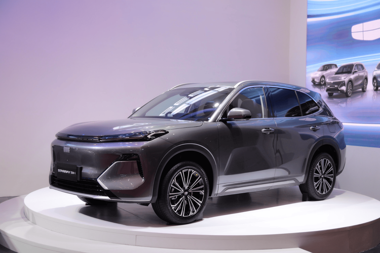 Geely Klaim Meraih 866 SPK di GIIAS 2025