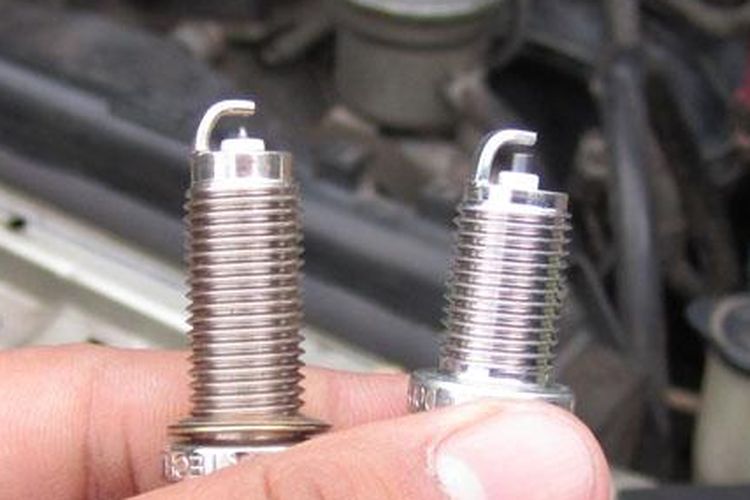 Apa Benar Pakai Busi Iridium Bikin Irit Bahan Bakar Kendaraan?