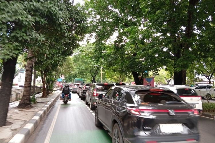 Banjir Rendam Cempaka Putih, Berikut Ini Jalur Alternatif