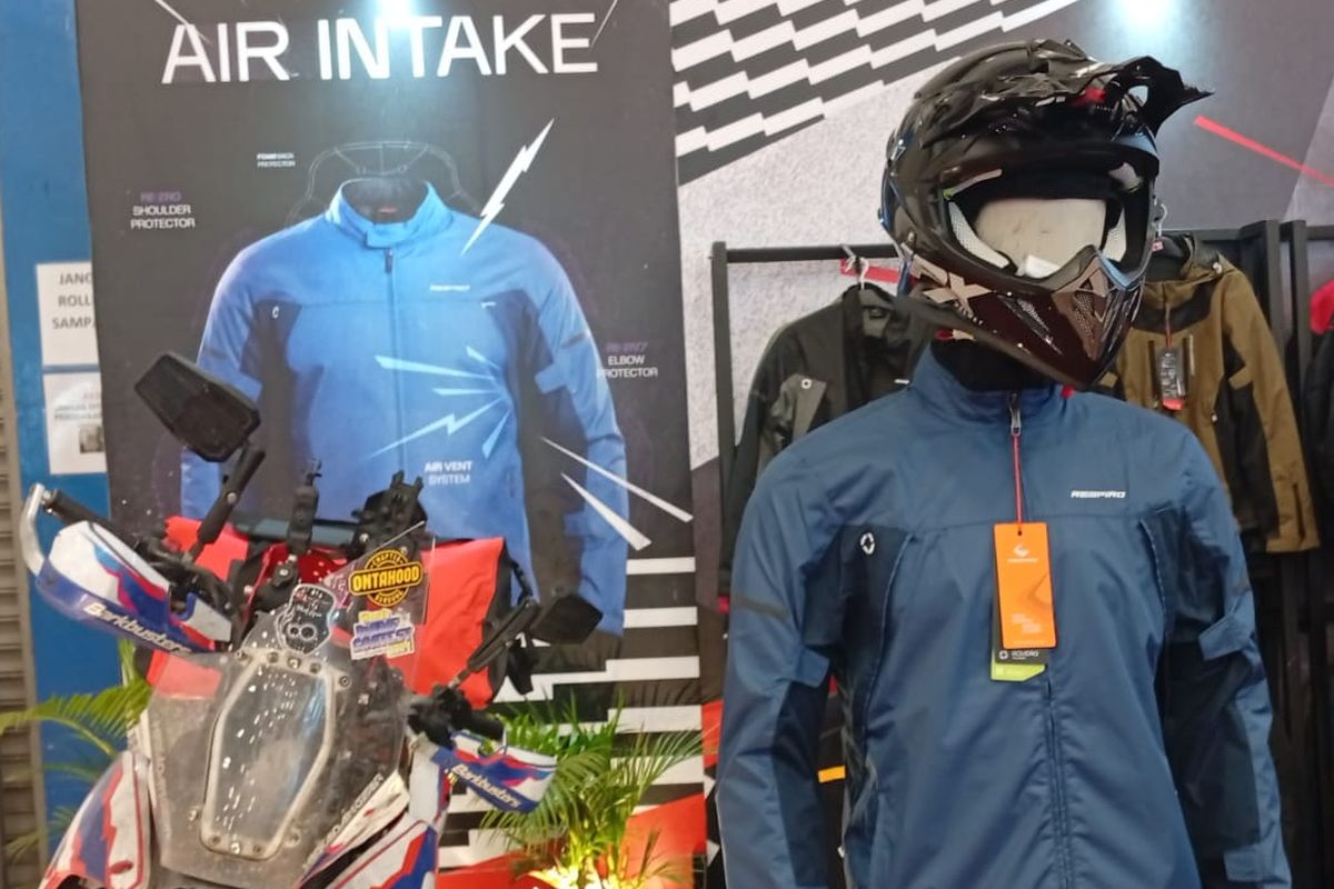 Intip Deretan Perlengkapan Berkendara di IMOS 2025