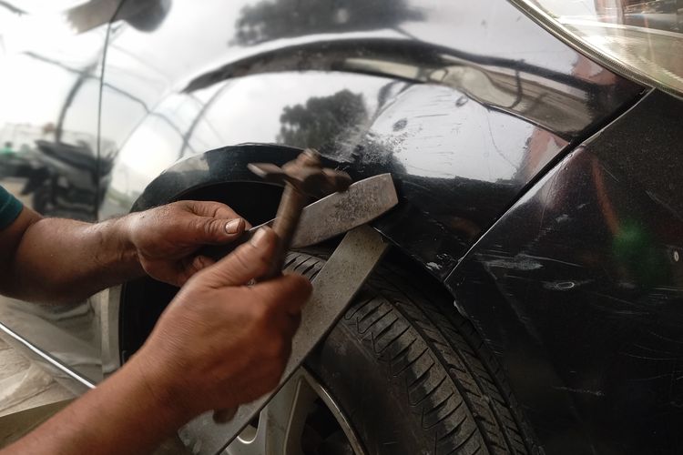 Perbaikan Bodi Mobil Penyok: Kenali Metode Ketok Magic