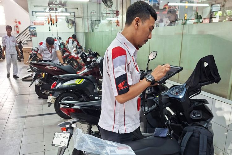 Promo Servis Motor Matik Honda, Ada Potongan Jasa 15 Persen