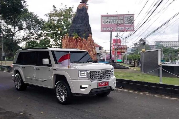 Prabowo–Gibran Kompak Naik Maung Garuda Limousine ke Sidang Tahunan DPR RI