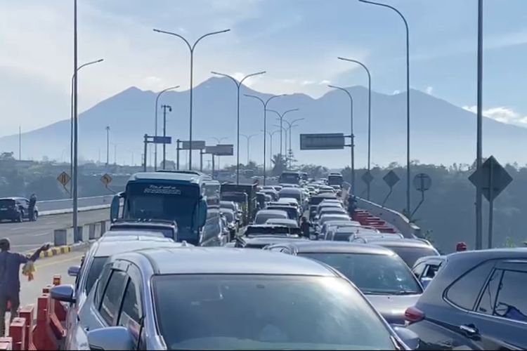 Tol Fungsional Bocimi Seksi 3 Buka Hingga Pukul 17.00 WIB