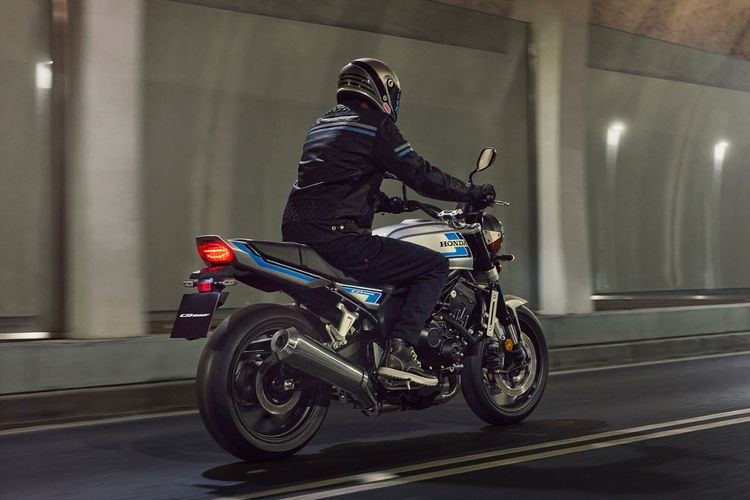 Honda CB1000F Siap Meluncur, Harga mulai Rp 140 Jutaan