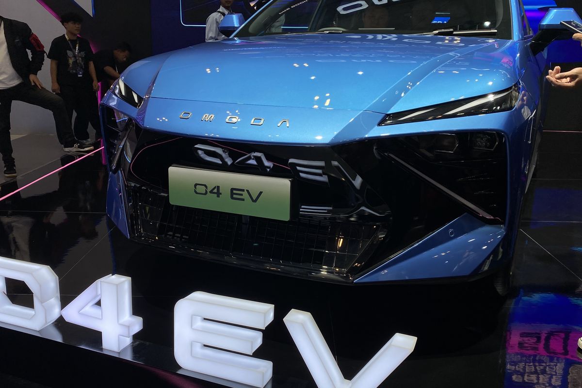 Omoda O4 EV Meluncur di GIIAS 2026, Klaim Bisa Tempuh 553 Km Sekali Cas
