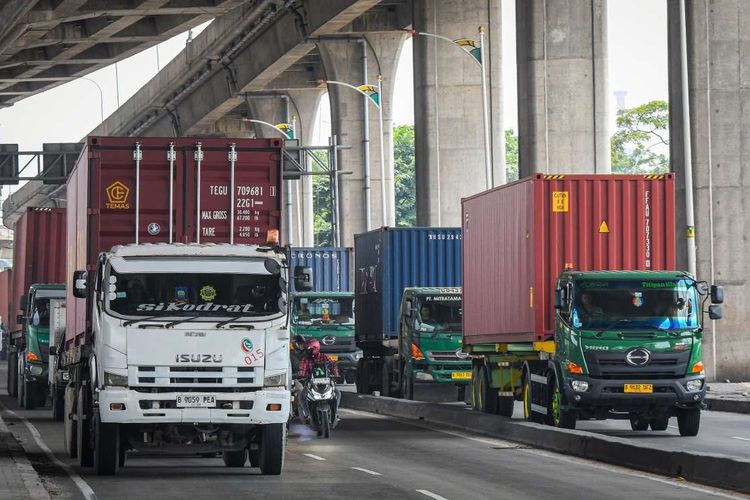 Daftar Ruas Tol dan Non-tol yang Terapkan Pembatasan Truk Lebaran 2026