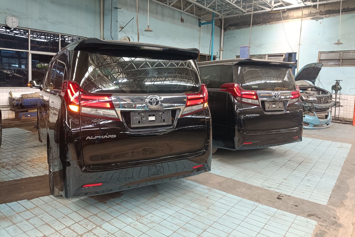 Banderol MPV Mewah Bekas November 2025, Alphard mulai Rp 89 Juta