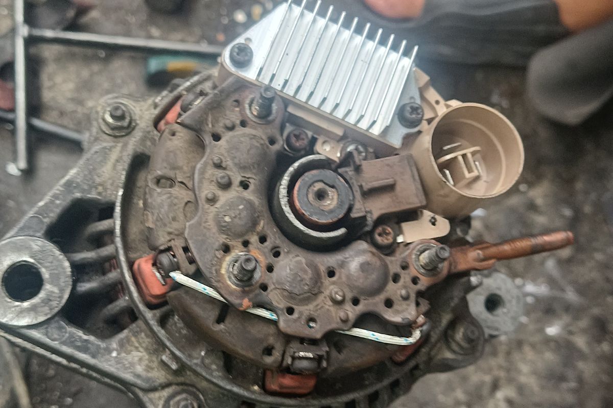 Komponen Alternator yang Sering Rusak pada Mobil