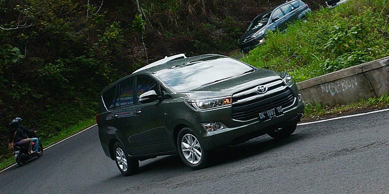 Toyota Kijang Innova Reborn Diesel Dijual Reguler di Indonesia
