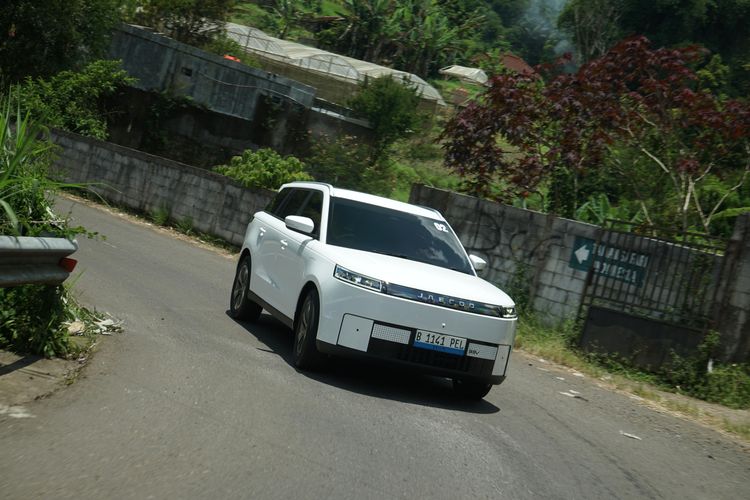 Jaecoo J5 EV Mulai Dirakit Lokal, TKDN Capai 40 Persen